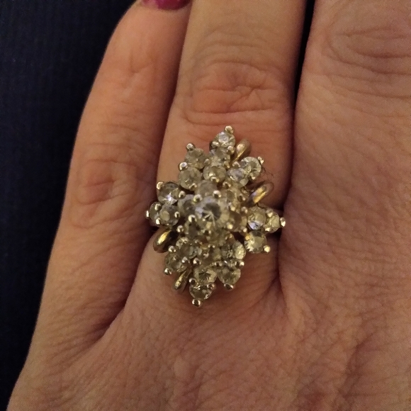 Jewelry - Vintage Sterling silver white saphire ring